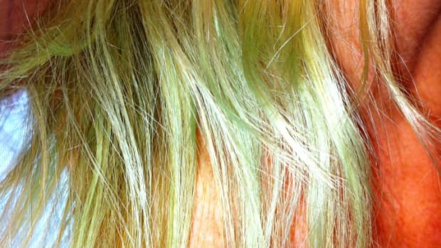 help-my-blonde-hair-has-turned-green