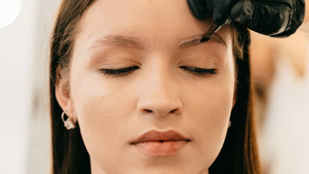 how-much-to-tip-for-microblading