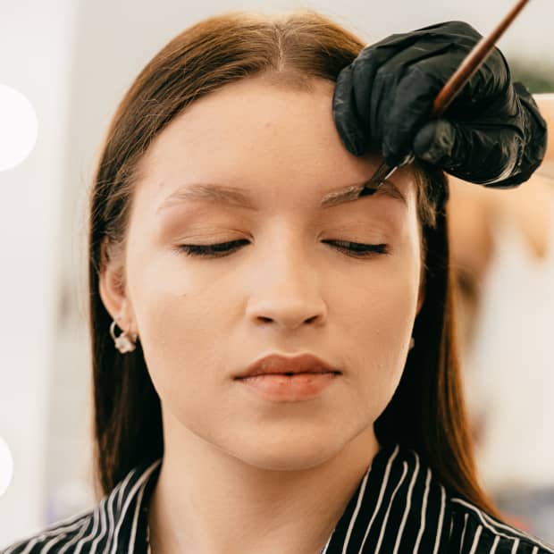 how-much-to-tip-for-microblading
