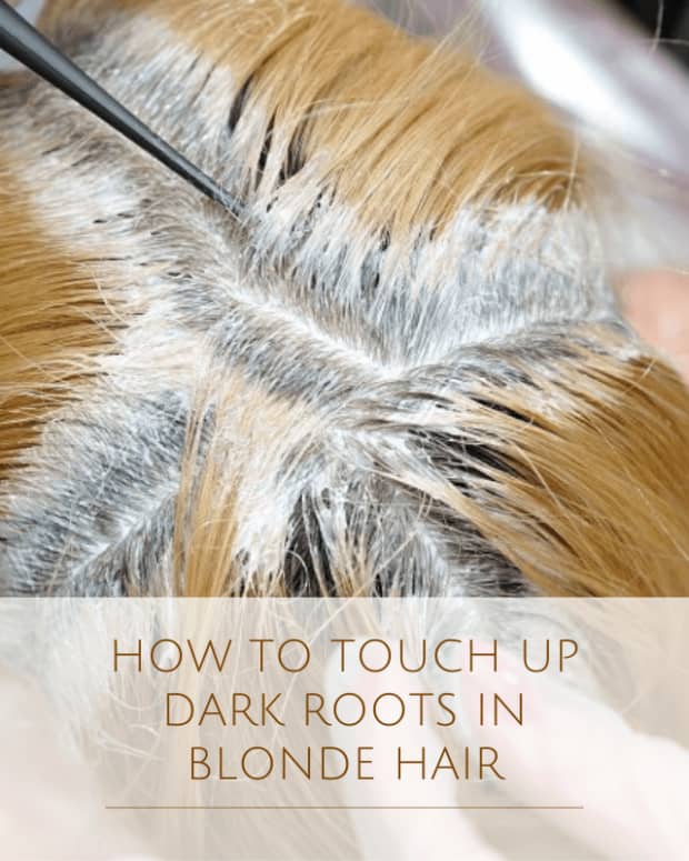 how-to-touch-up-dark-roots-in-blonde-hair