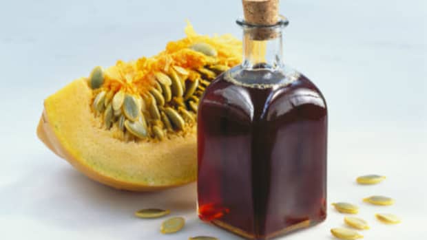 pumpkin-oil-a-natural-hair-loss-treatment
