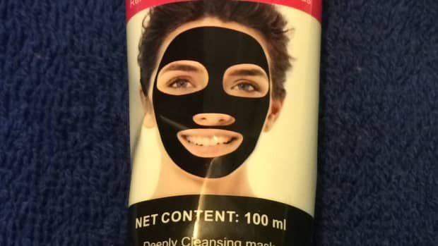 skincare-reviews-scuddles-black-mask-blackhead-remover-purifying-black-peel-off-mask